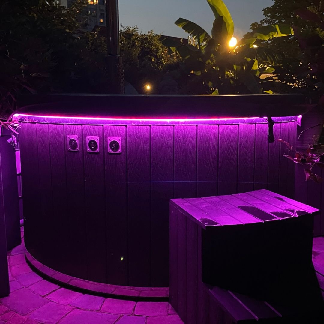 With LED lighting around the outside of the tub