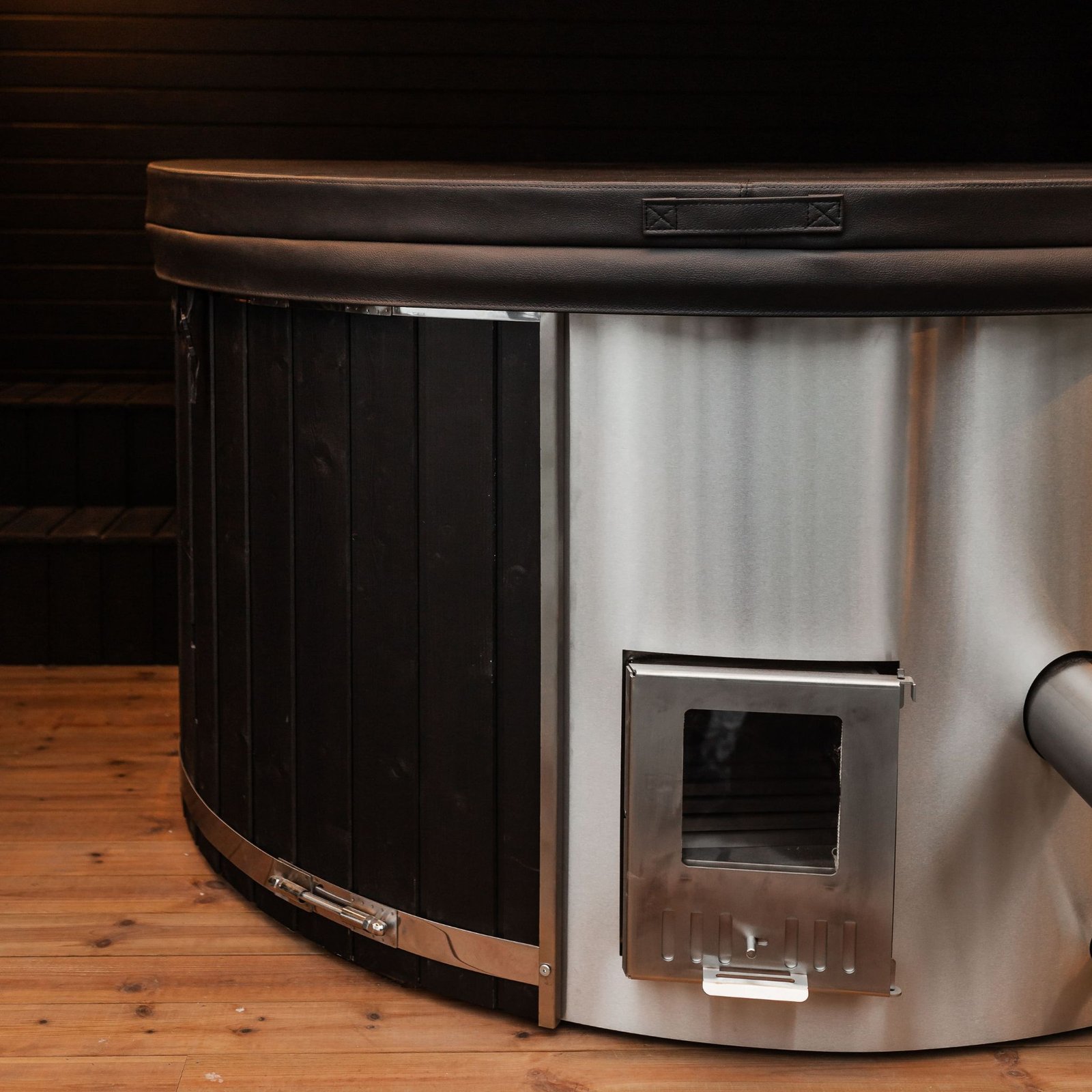 2in1 LUX sauna + hot tub - 23