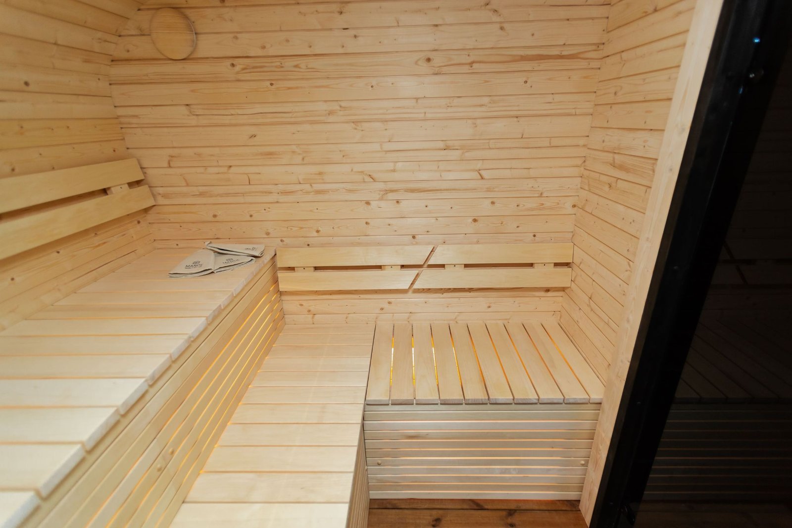 2in1 LUX sauna + hot tub - 35